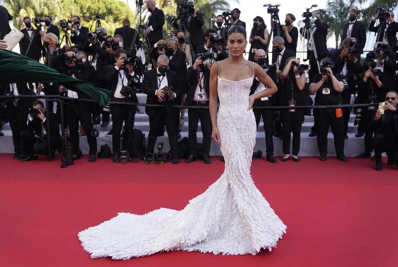 Camila Coelho, de Nicolas Jebran.