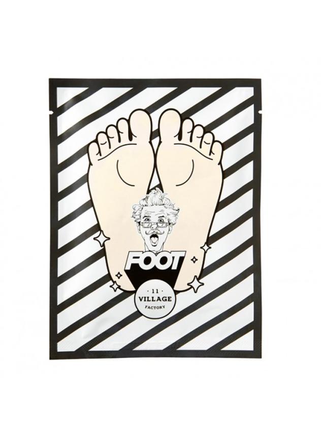 No podía faltar una mascarilla de pies. Village 11 Factory, tiene la mascarilla para lucir los mejores pies este verano. Repara e hidrata con una formulación basada en aceite de coco y aloe vera. 3,95 euros 