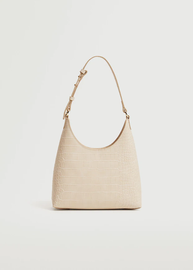 Bolso efecto cocodrilo, en tono beige.