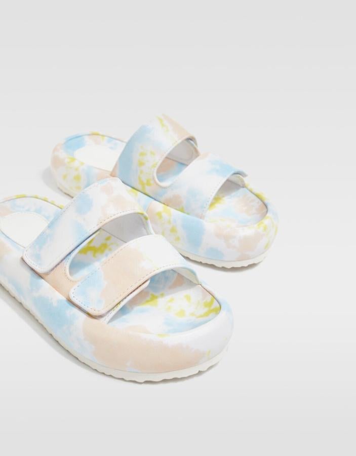 De Bershka (25,99 euros).