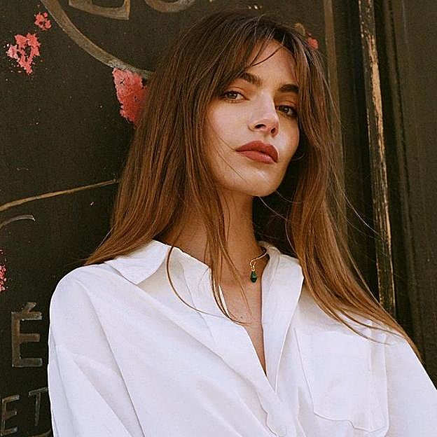 Yoga facial: cuáles son los ejercicios para prevenir las ojeras y la papada todas las mañanas