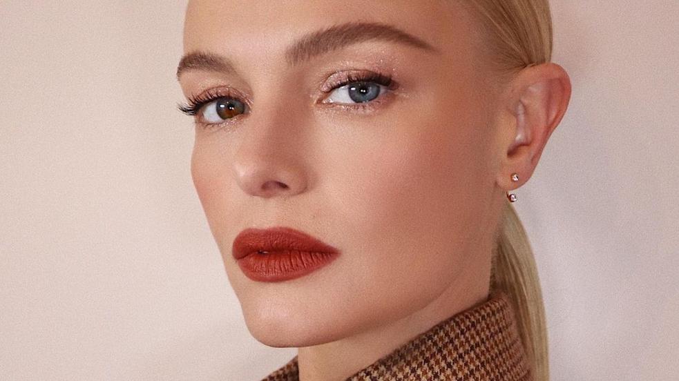 De la coleta burbuja a la cola baja: el peinado más favorecedor y fresco del verano tiene mil versiones, a cada cuál mejor