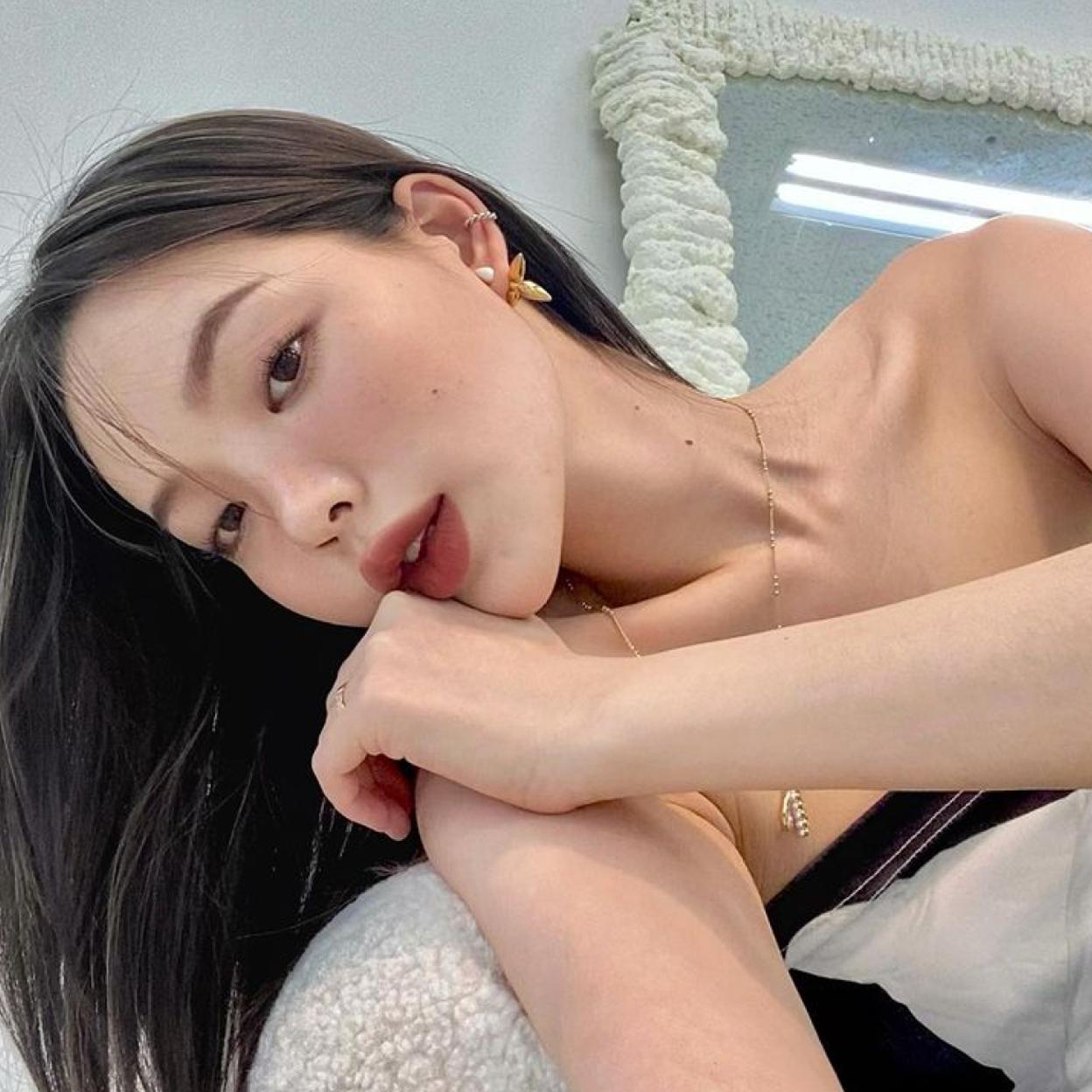 Pincha en la imagen para conocer los productos de cosmética coreana para mayores de 40 que mantendrán tu piel tersa y luminosa. 