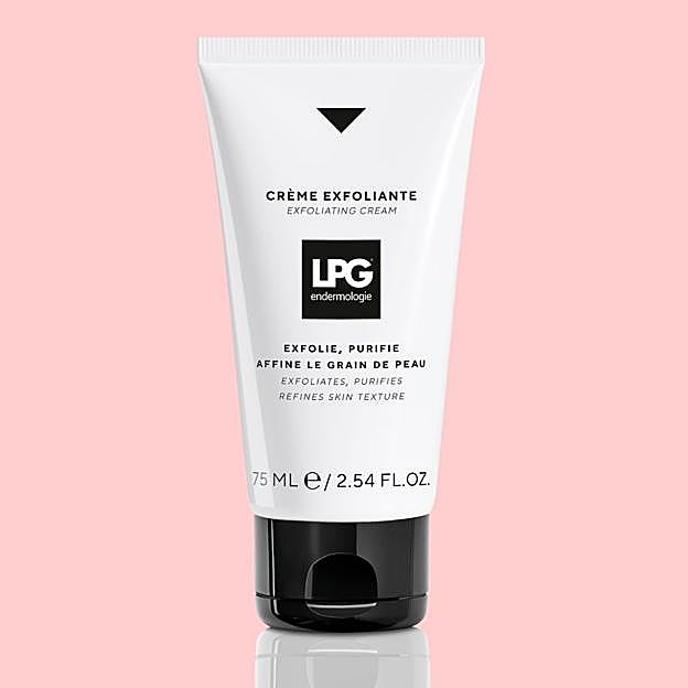 Imagen principal - Crema Exfoliante de LPG® (39,93 euros), Espuma limpiadora y exfoliante de Usu Cosmtics (10,16 euros) y Zitpeel, el peeling exfoliante de Acnemy (13,56 euros).