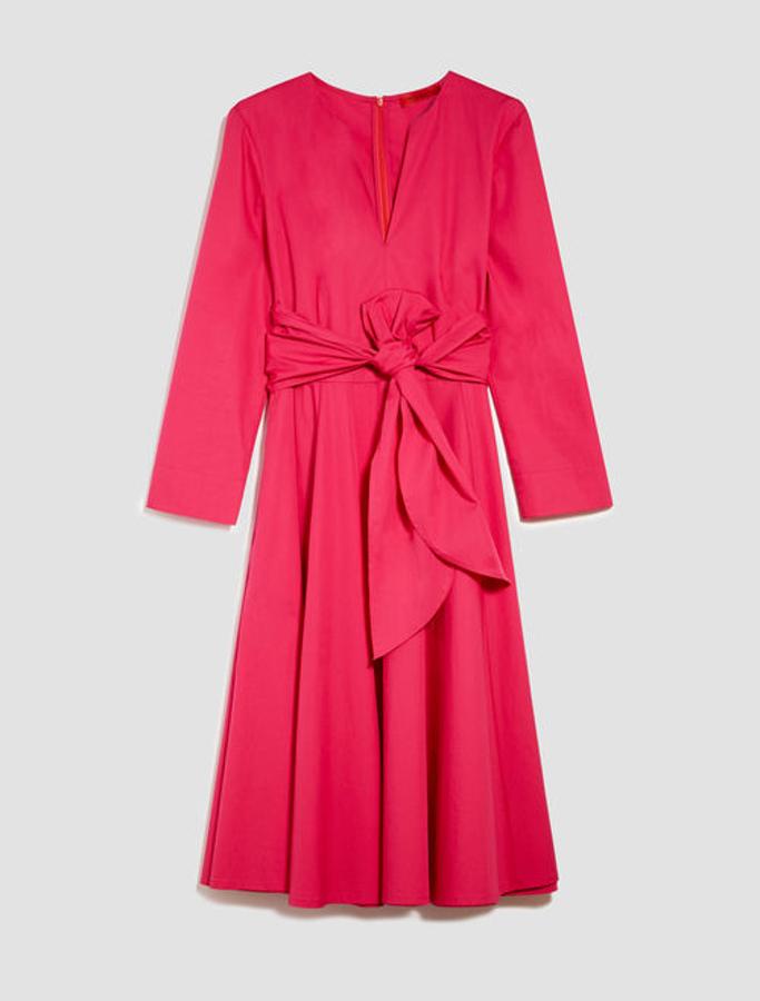 Vestido midi de popelina de algodón, falda con vuelo y detalle anudado.