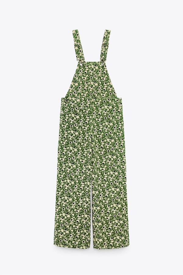 Mono con estampado de flores de la nueva colección de Zara (39,99 euros)