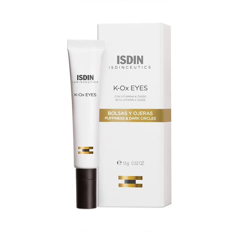 ¿Una crema para el contorno de ojos que ayuda a reducir bolsas y es hidratante? La favorita de las famosas es K-Ox Eyes de ISDIN. Este producto gracias al aplicador cerámico conseguirás mejorar la circulación de los ojos. 26.99 euros 