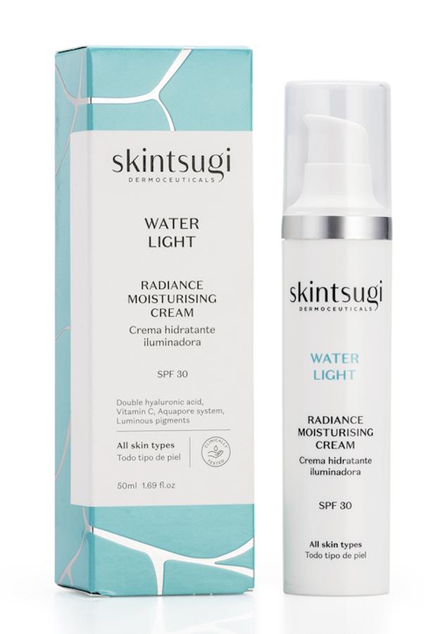 La hidratación es una de las claves de nuestra rutina en cualquier momento del año. Durante el verano, como destaca Rocío Escalante, tenemos que utilizar “cremas con ácido hialurónico, ceramidas o lípidos” en cuanto al cuerpo es importante aplicar “lociones hidratantes o aftersun para reparar”. Además, también recomienda utilizar un prologandor del bronceado. (Crema Waterlight de Skintsugi, 19,95 euros; Gel Hidratante Aloe Vera y Té Matcha de Gaura, 23,50 euros).