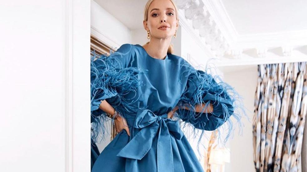 ¡Con plumas y a lo loco! La tendencia más divertida y elegante que viene directa de los años 20 se lleva así