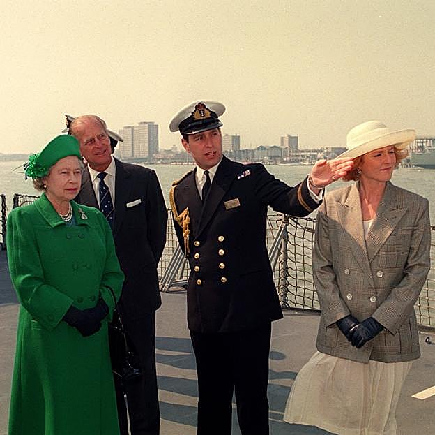 La relación de la reina Isabel II y su marido con Sarah Ferguson acabó en Balmoral en 1992.