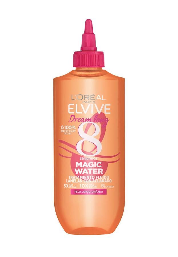 Este producto no solo debe su fama a la viralizarse en TikTok. Solamente ocho segundos después de su aplicación, este agua lamelar consigue que tu pelo esté más suave, más brillante y más sedoso. Tras su lanzamiento se agotó, ahora lo puedes encontrar de nuevo pero corre, porque tiene una legión de fans que repiten una y otra vez. (7,95 euros)