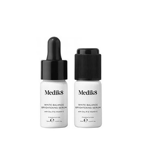 White Balance Click Brightening serum de Medik8 (83.00 euros en mumona.com).