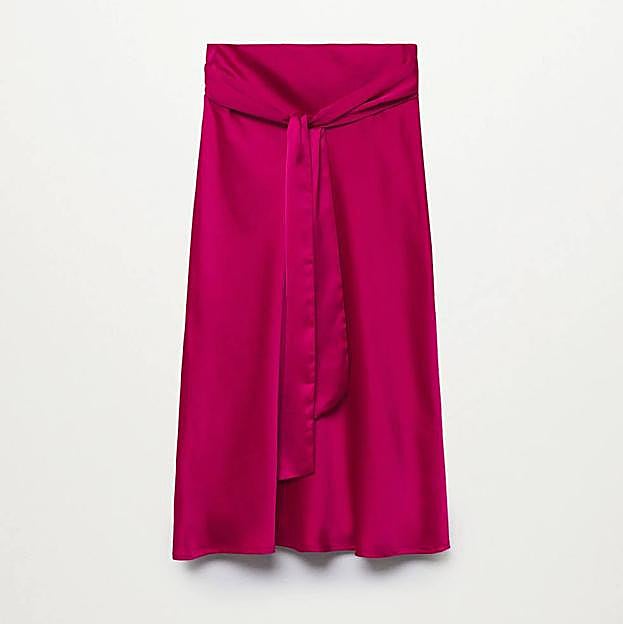 Falda satinada con detalle de lazo a modo de cinturón, en fucsia