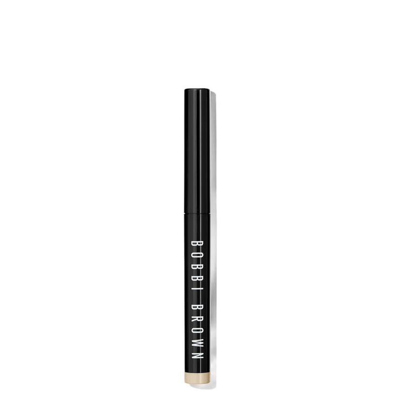 Esta sombra de ojos de larga duración de Bobbi Brown es una novedad que se lanzó hace poco y Meghan Markle ya lo tiene. Permite experimentar con las tendencias de belleza de apariencia húmeda. 22,95 euros