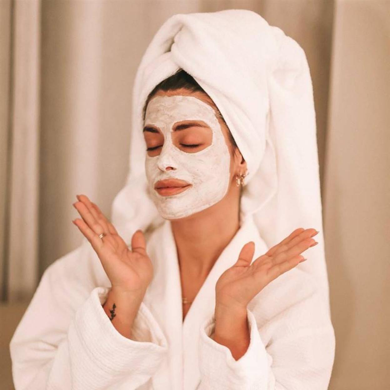 Pincha en la imagen para conocer las mascarillas faciales que resetean la piel en cinco minutos.