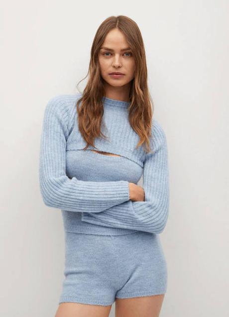 Imagen - El modelo crop es de color azul celeste