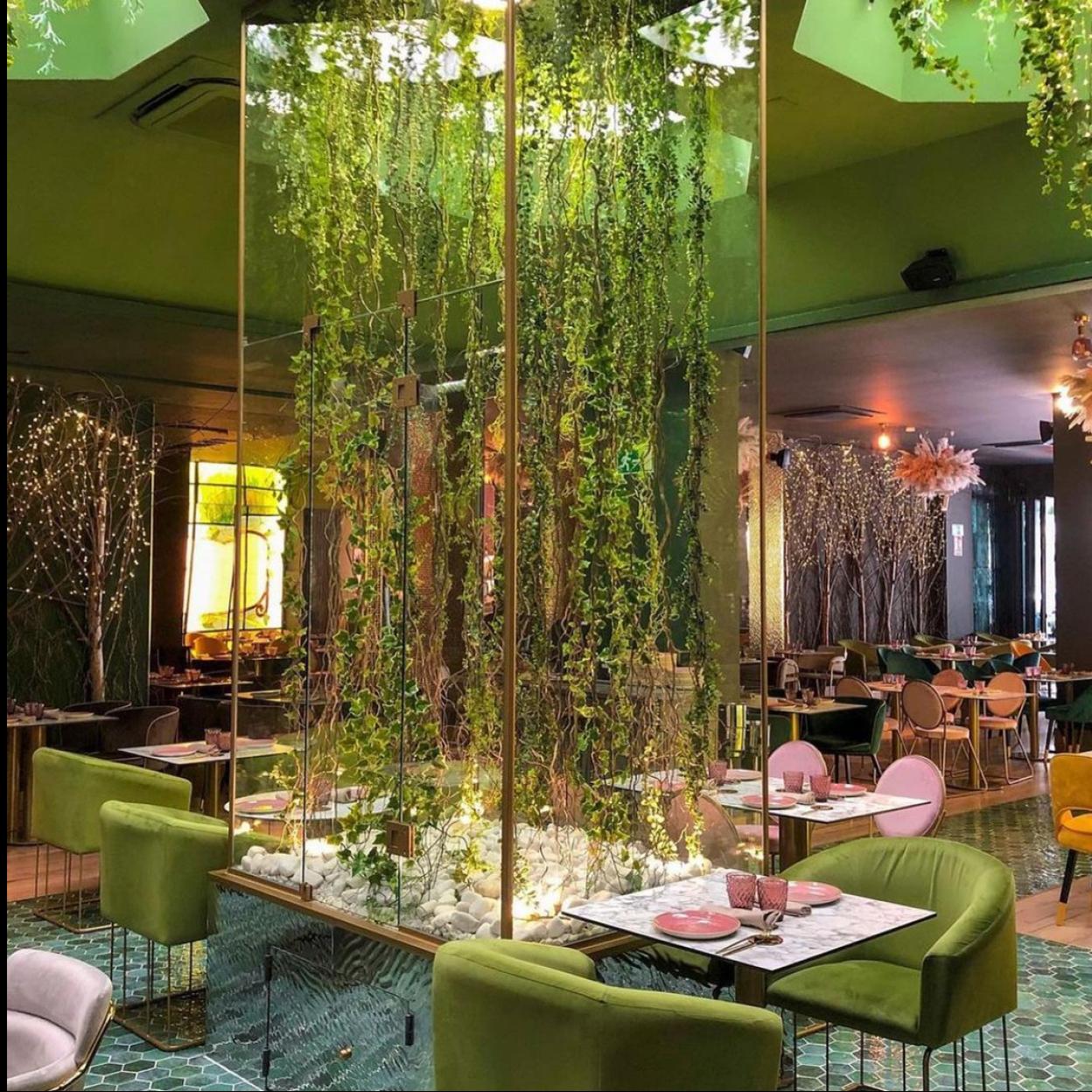 Pincha en la foto y descubre como recorrer la costa italiana sin salir de casa en clave deco.