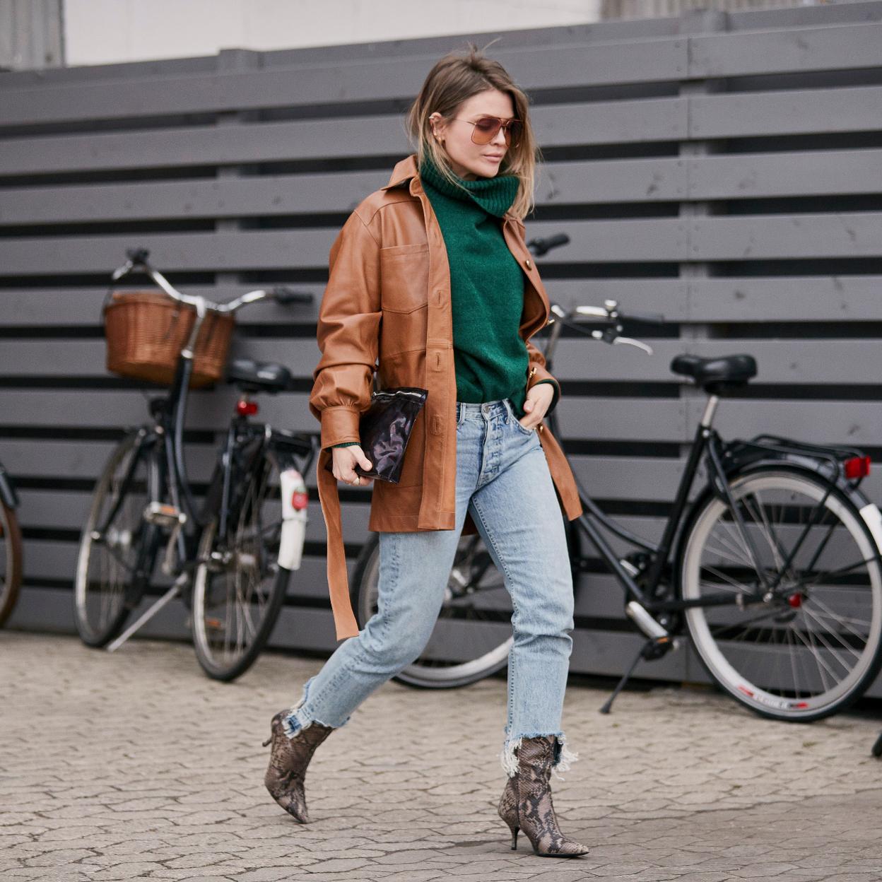 Efecto piel y marrón: la apuesta de Bershka para una biker, una blazer y una sobrecamisa que está arrasando