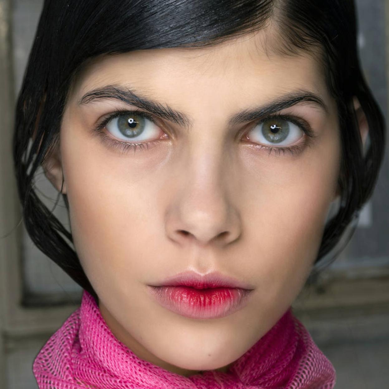 Pincha en la foto para ver la cominación de activos perfecta para una piel lisa, luminosa y rejuvenecida a partir de los 40