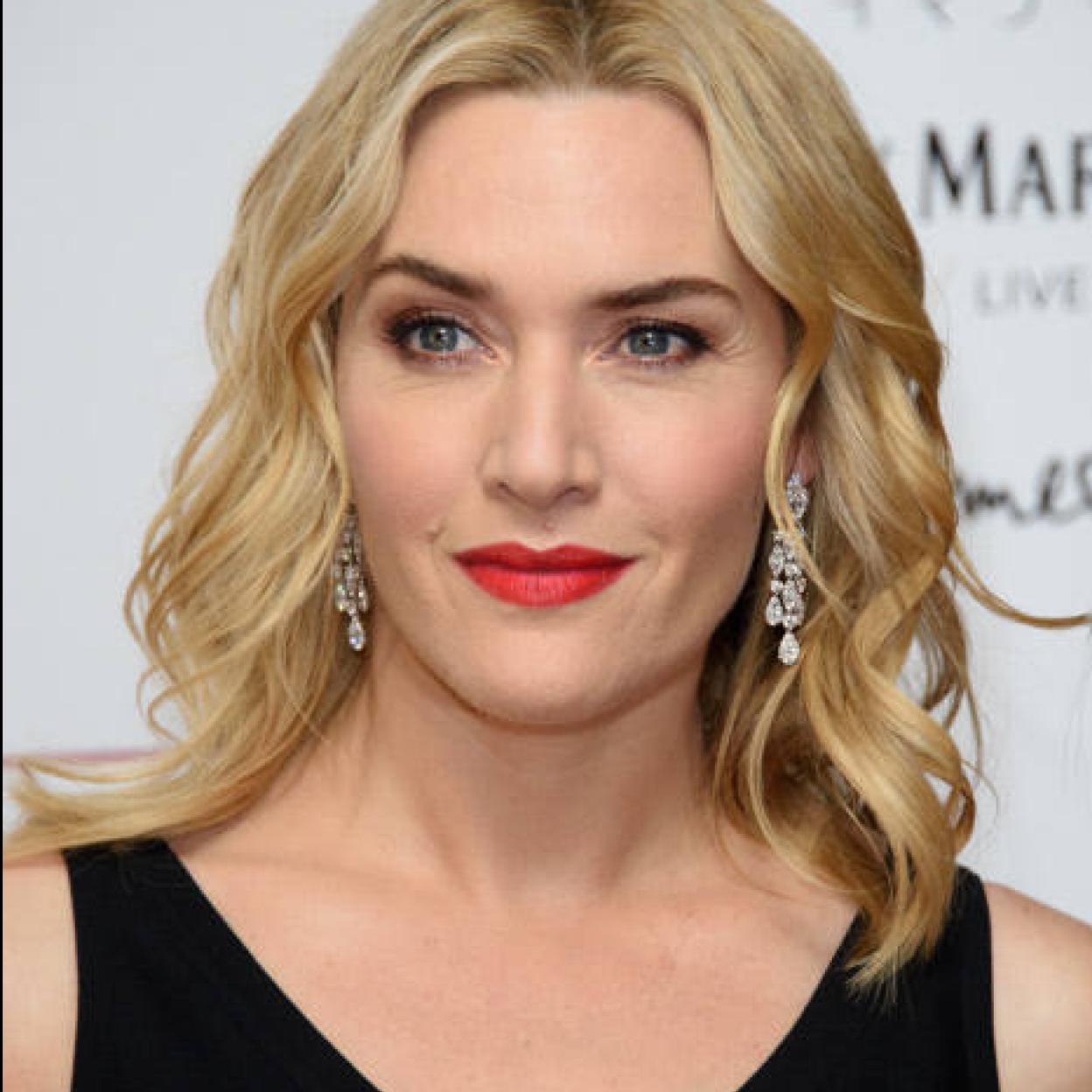 Pincha en la imagen para ver Jennifer López, Catherine Z Jones o Meghan Markle... Te desvelamos las cremas hidratantes favoritas de las famosas (desde el low cost hasta el lujo extremo)