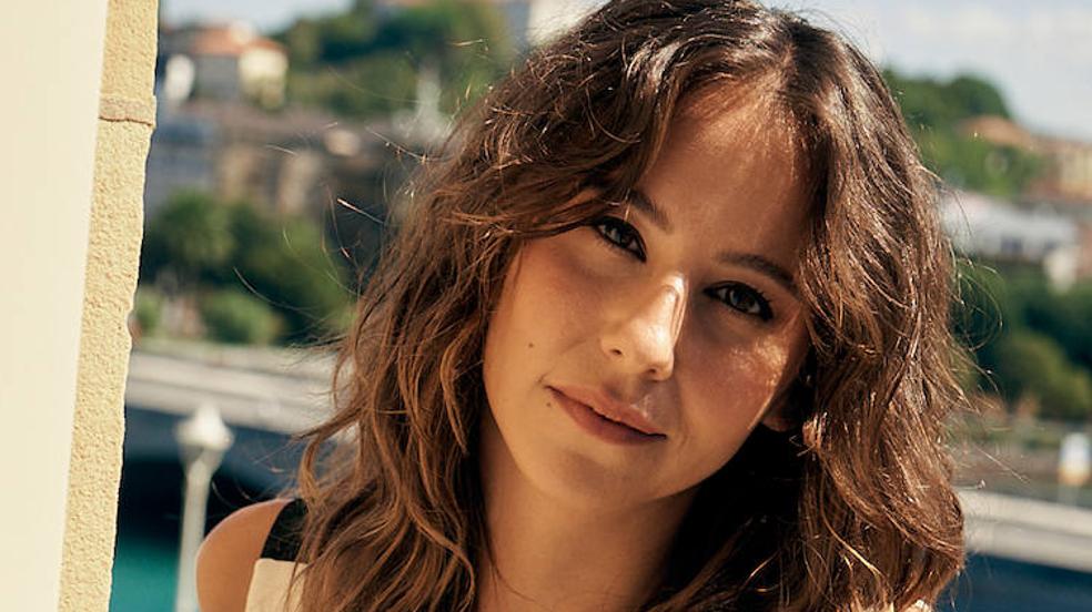 Irene Escolar ha apostado por un maquillaje de aspecto natural