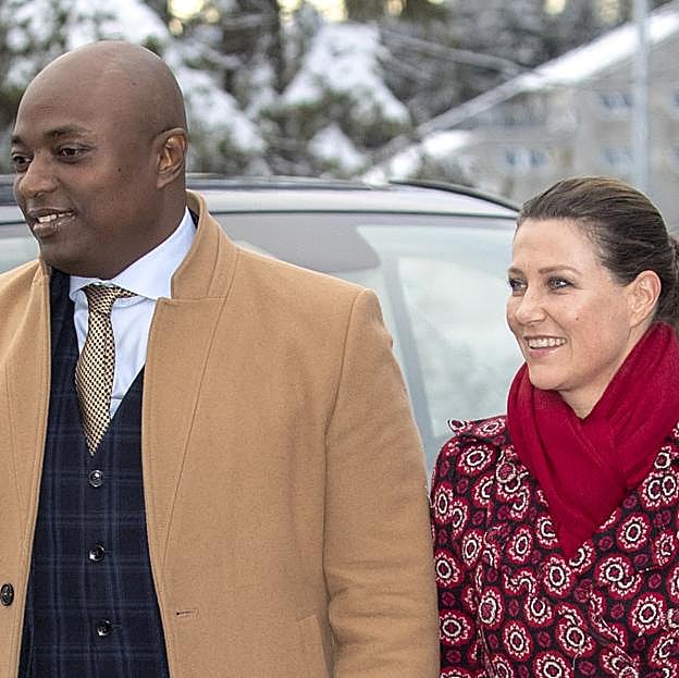 Marta Luisa y su novio (posible ex), el chamán Diurek Verrett