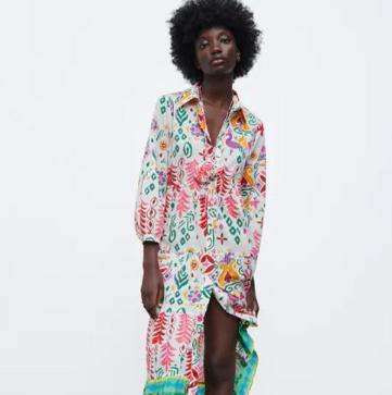 Imagen secundaria 1 - Midi, camisero y muy rejuvenecedor, así es el vestido favorito de Naty Abascal que puedes encontrar en Mango