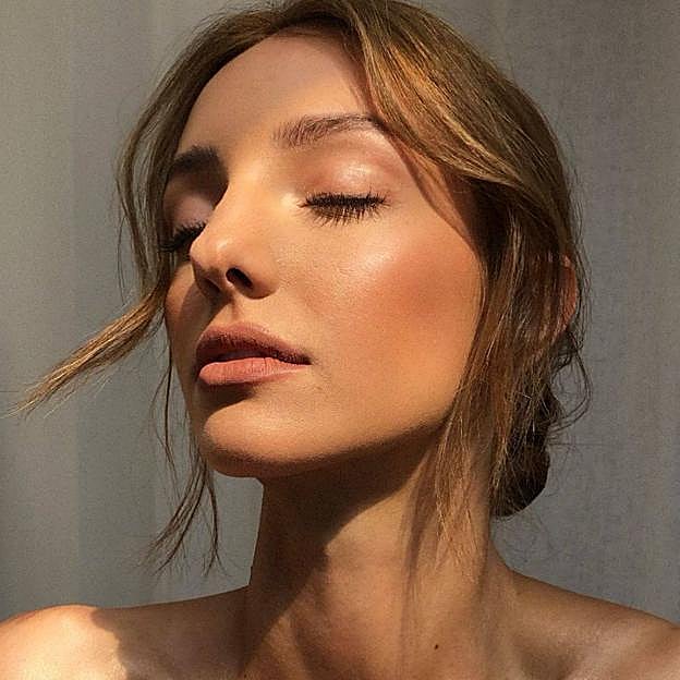 Cómo reparar y fortalecer la función barrera de la piel esencial para combatir los signos del envejecimiento y lucir una piel firme y luminosa