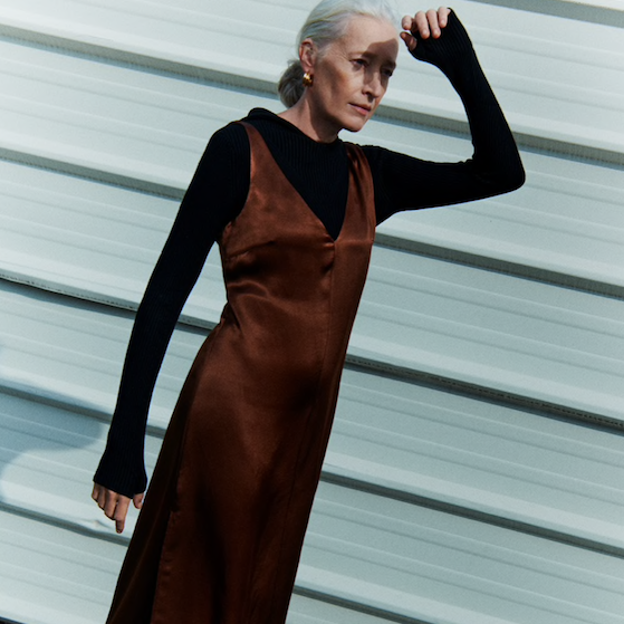 Picnha en la foto para ver los 10 vestidos lenceros más impactantes del low cost te van a ayudar a recuperar el factor sexy de tu armario.