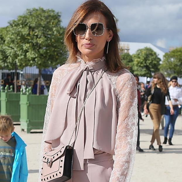 Imagen principal - Nieves Álvarez, Silvia Abascal y Eva González.