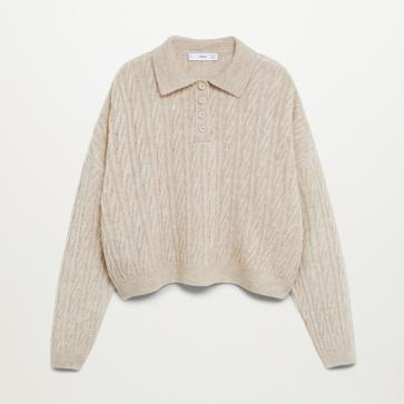 Imagen secundaria 1 - 1. Un para de botines cómodos en un color que combina con todo. Botines de Mango Outlet (34,99 euros). 2. Un jersey con ochos estilo polo para los días más fríos del año. Jersey de punto de Mango Outlet (20,99 euros). 3. Una minifalda con estampado de cuadros para llevar con prendas de cuero. Falda corta de Mango Outlet (17,99 euros). 