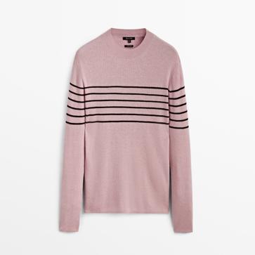 Imagen secundaria 1 - 1. Jersey de lana con rayas en color marrón, negro y blanco de Massimo Dutti (79,99 euros: 2. Jersey rosa empolvado con cuello alto de Massimo Dutti (49,99 euros). 3. Jersey de rayas en rojo y azul con volantes en las mangas de Mango (29,99 euros). 