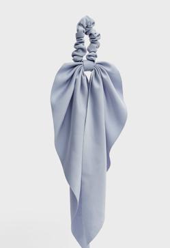 Imagen secundaria 2 - Los complementos para el pelo tendencia del low cost que harán que tus peinados sencillos parezcan de peluquería de lujo