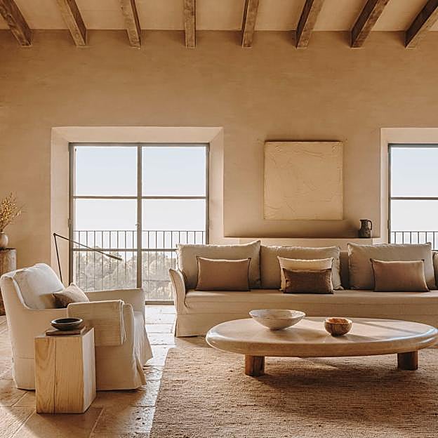 Las mesas auxiliares (baratas) de Zara Home son el chollo deco que tu salón necesita este otoño