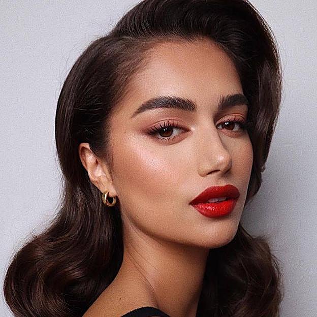 Cómo maquillar los labios según su forma para que parezcan más voluminosos y atractivos