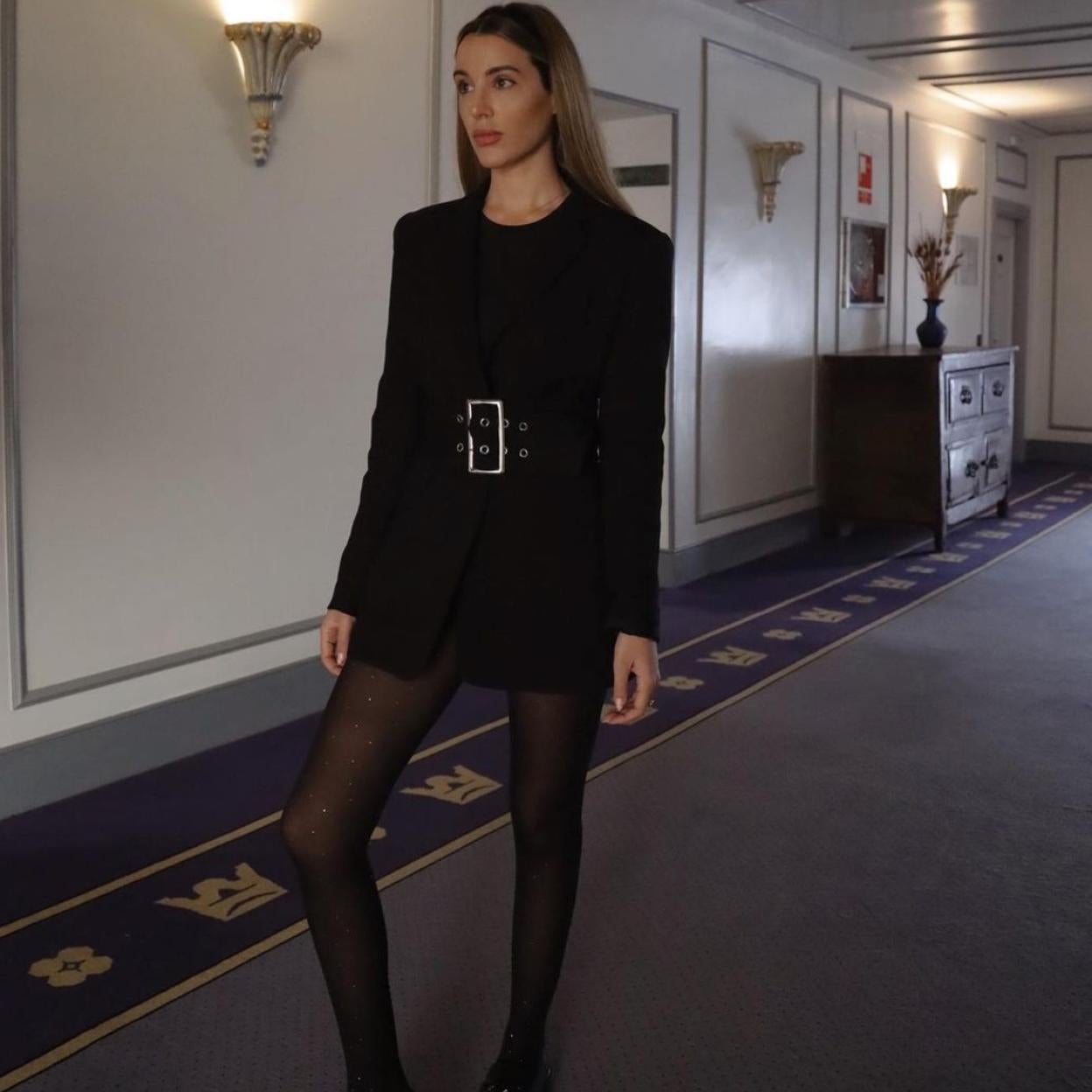 Pincha en la foto para ver medias con truco: son 'low cost' y su efecto faja te reducen una talla. 