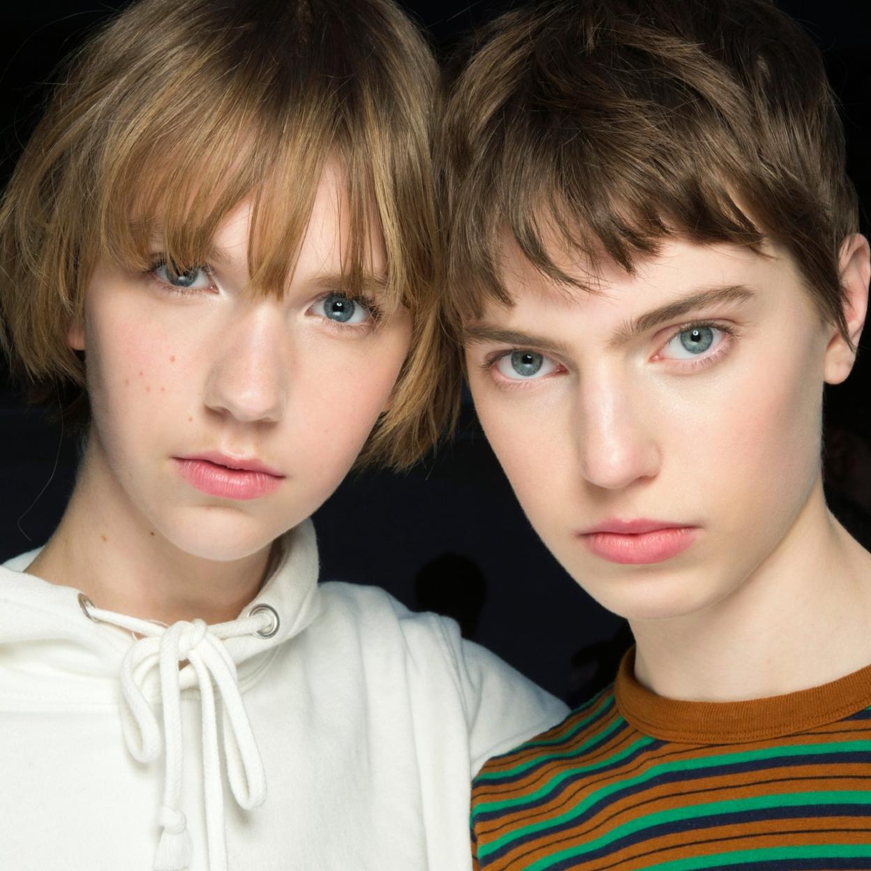 Pincha en la imagen para conocer las mejores cremas y sérums con retinol para frenar el envejecimiento. 