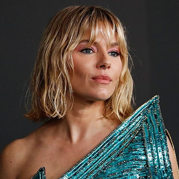 Sienna Miller en la LACMA Art+Film Gala en Los Ángeles.