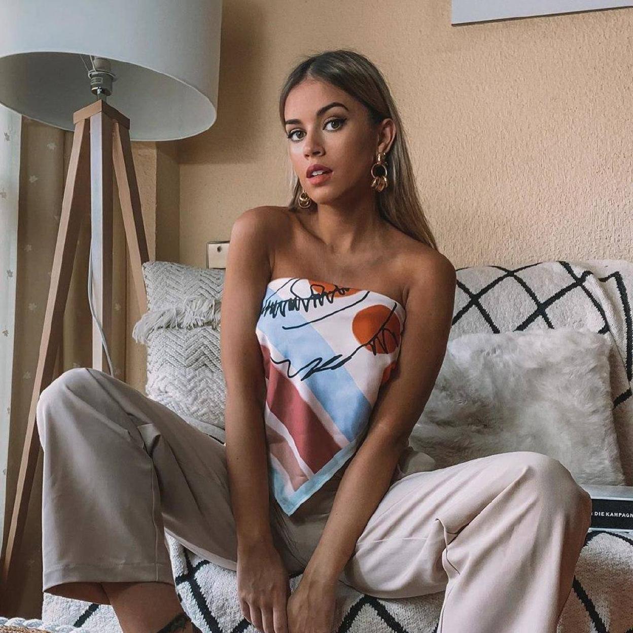 Pincha para ver las firmas francesas que adoran las influencers (para hacerse pasar por parisinas).