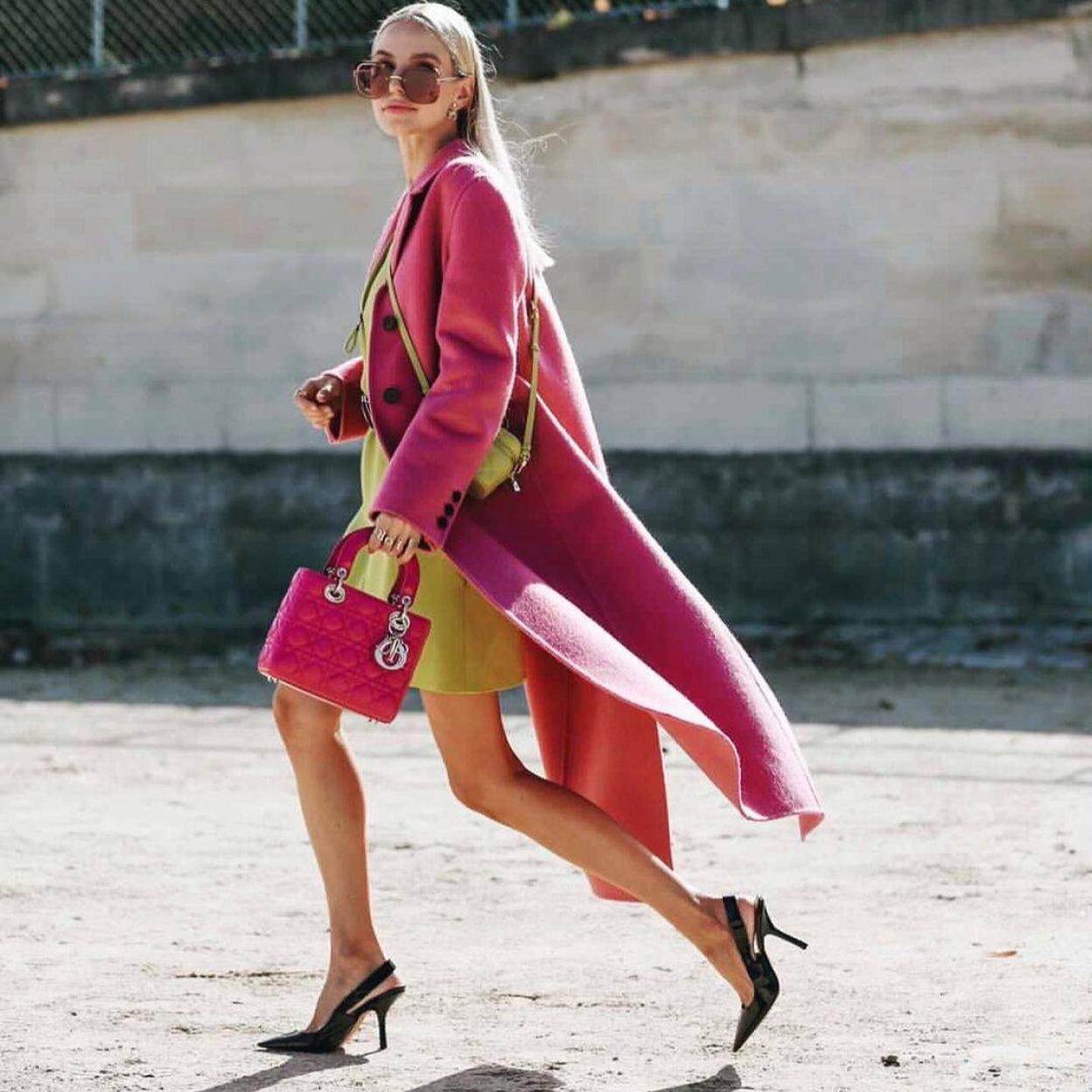 Pincha en la imagen para ver Cinco abrigos clásicos de Zara que nunca pasan de moda y en los que debes invertir este otoño