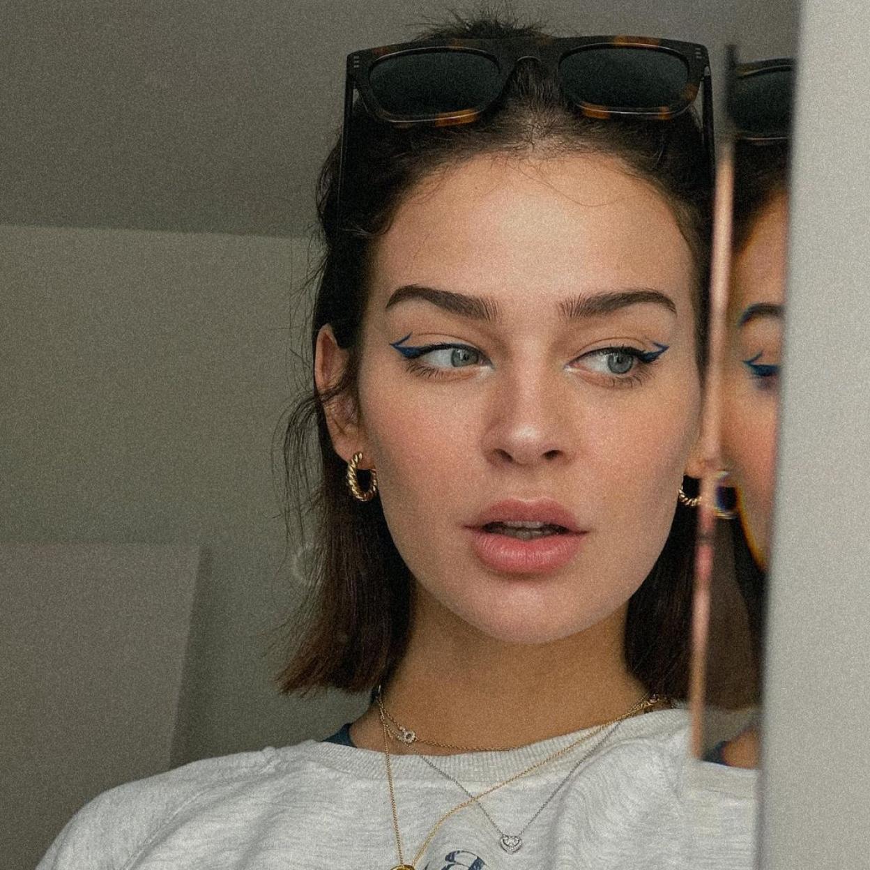 Pincha en la imagen para ver los productos (y cómo utilizarlos) perfectos para que tus ojos parezcan más grandes.