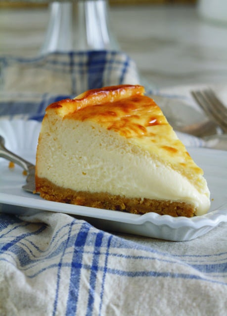 Imagen - Tarta de queso de cabra y miel de romero. (Libros Cúpula)