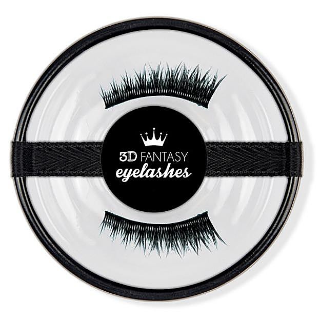 Imagen principal - Objetivo: las pestañas de Letizia, sabemos el truco para conseguir una mirada XL y rejuvenecida de la Reina