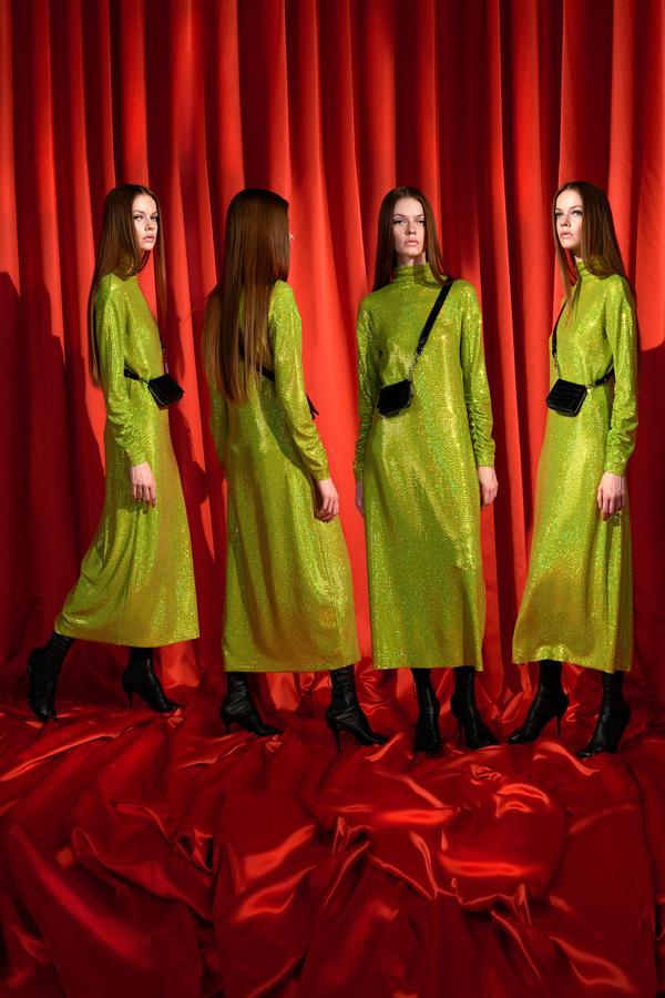 Vestido de lentejuelas en color verde (35,99 euros).