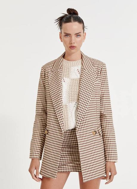 Imagen - La chaqueta de PUll&Bear tiene el cuello de solapa