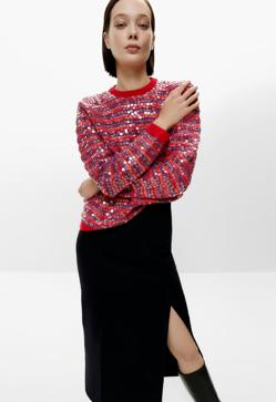 Imagen secundaria 2 - 1. Jersey verde con lentejuelas multicolor de Uterqüe (99 euros). 2. Jersey con  pailettes  de color verde de Uterqüe (99,99 euros). 3 Jersey de rayas con lentejuelas de colores de Uterqüe (99 euros) 