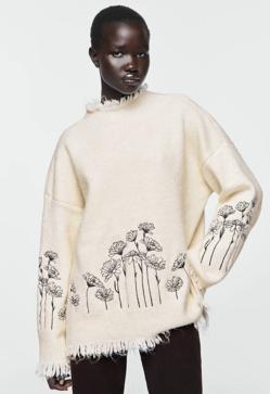 Imagen secundaria 2 - Los jerséis más originales para elevar tus looks con vaqueros o leggings acaban de llegar a las novedades de Zara