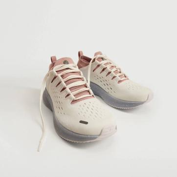 Imagen secundaria 1 - Deportivas retro cómodas y originales para rejuvenecer tus looks de oficina esta temporada