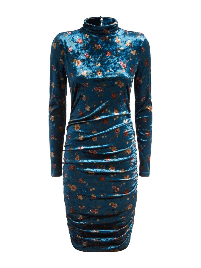 Vestido azul de flores, de Guess (129,90 euros).