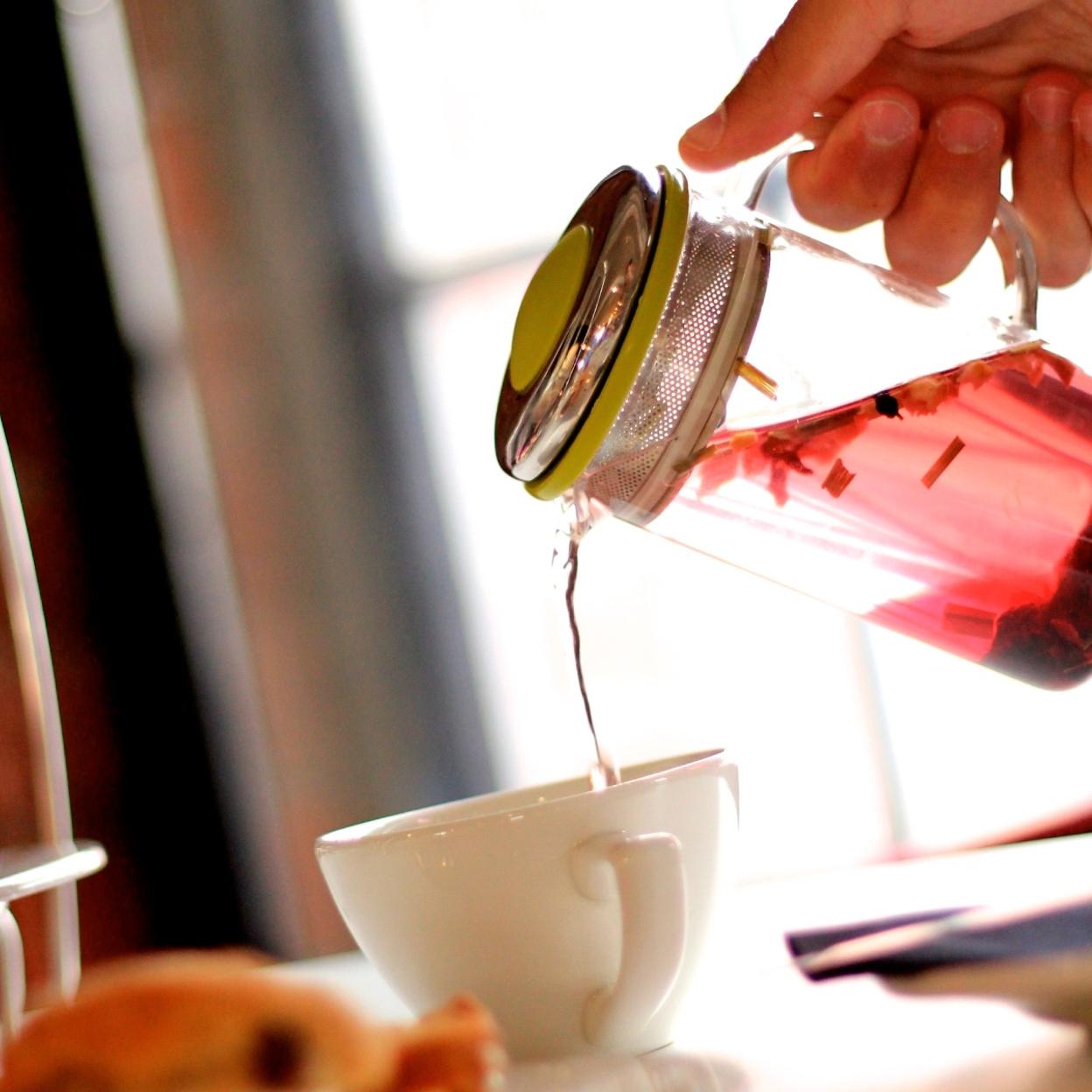 Pincha en la imagen para conocer las mejores infusiones para adelgazar. 